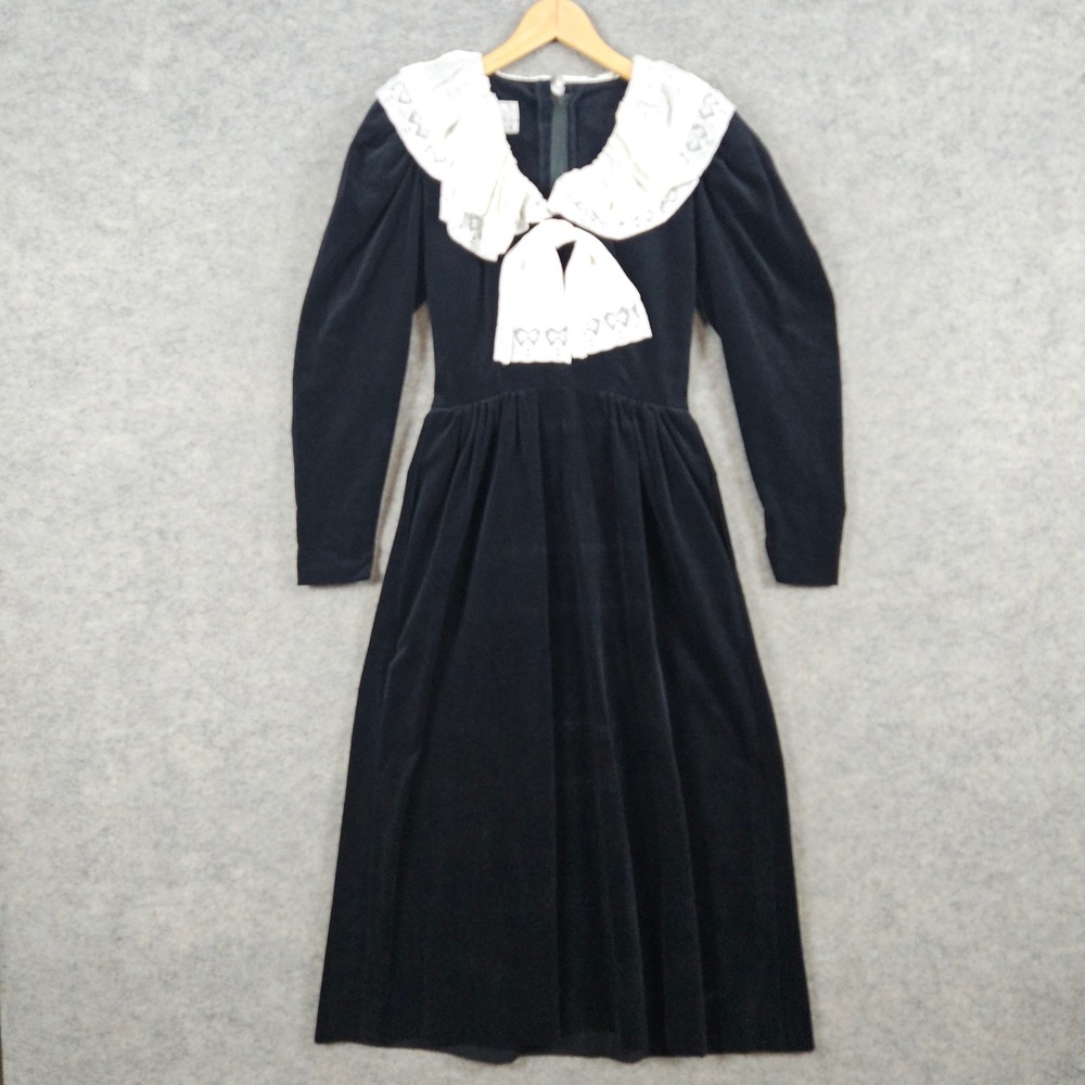 Blair Woolverton Black Velvety Victorian Gothic‎ Lace Collar Dress Size 8 SPOTS